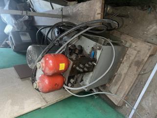 Agregat hydrauliczy z piły