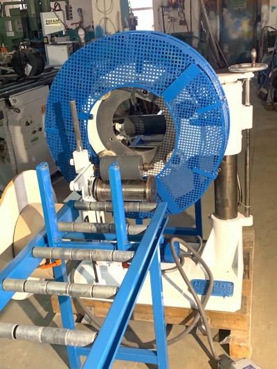 Automat orbitalny do pakowania owijania listew itp.