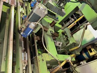 Automatyczna wiertarka czołowo pionowa 4 wrzeciona