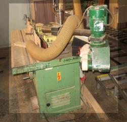 Frezarka dolnowrzecionowa GOMAD DFDK-5 z posuwem