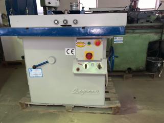 Frezarka dolnowrzecionowa SCM