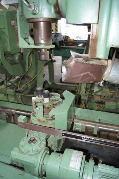 Frezarko kopiarka gornowrzecionowa COSMEC  TC-920 automat