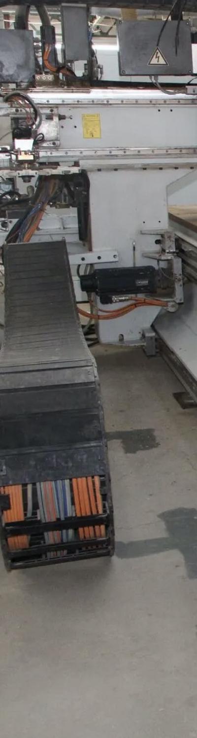 HOMAG BAZ 32/G OPTIMAT maszyna cnc z funkcja oklinowania