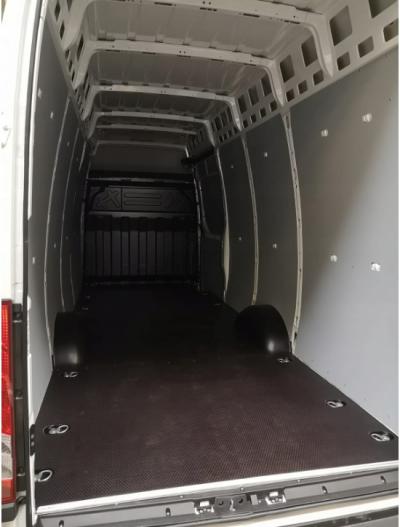 Iveco Daily L3H2 (2014+) Boczki z plastiku