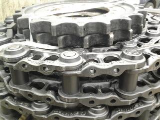 ŁAŃCUCHY, GĄSIENICE do koparek i spycharek gąsienicowych