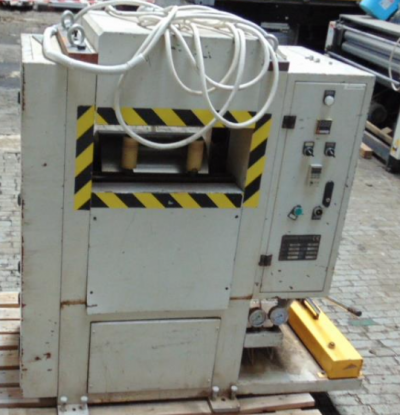 Maszyna do tłoczenia wzoru drewna EMBOSSING