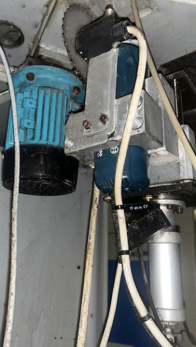 Okleiniarka krzywoliniowa BIESSE Polimac