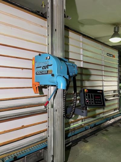 Piła pionowa HOLZ-HER 1216 z podcinakiem