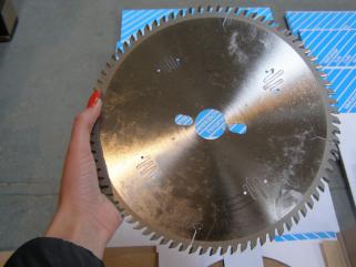 Piły tarczowe do cięcia płyty wiórowej