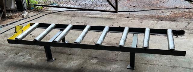 Podajniki rolkowe na m/b szerokość 50 cm