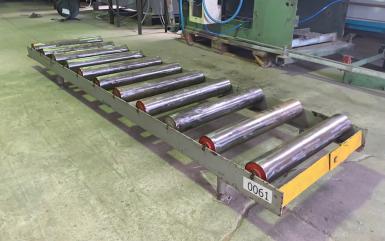 Podajniki rolkowe szer. 600 mm na metry bieżące