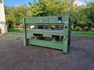 Prasa półkowa ENGELHARDT 250X130 CM, prasa hydrauliczna , prasa do forniru