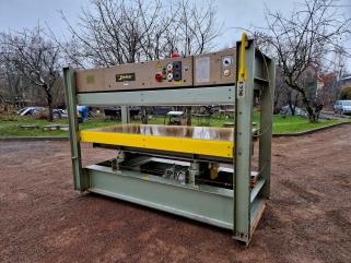 Prasa półkowa JOSS 250x110, Złote półki, grzana elektrycznie, 