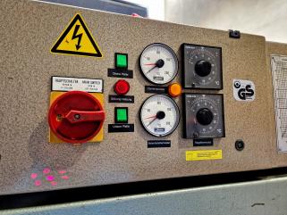 Prasa półkowa JOSS 250x110, Złote półki, grzana elektrycznie, 