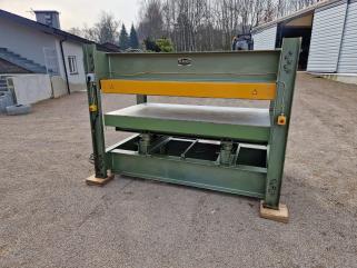 Prasa półkowa JOSS ,grzana elektrycznie,prasa hydrauliczna 220x125 cm