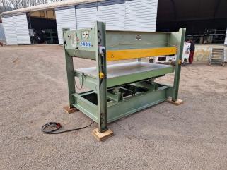 Prasa półkowa JOSS ,grzana elektrycznie,prasa hydrauliczna 220x125 cm