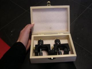 Przyrząd do ustawiania noży