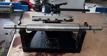 Przyrząd Weinig do ustawiania noży w głowicach