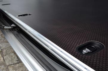 Renault MASTER ZABUDOWA DO PAKI PODŁOGA BOCZKI zestaw do montażu śruby