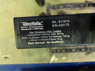 Stolik podawczy Werkzau