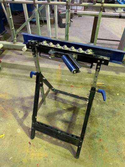 Stolik podawczy Werkzau