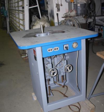 Szlifierka dwu wrzecionowa do profili, krzywizn UFFE LAURSEN