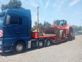 Transport niskopodwoziowy, maszyn, wózków pomoc drogowa, koparki, wywrotki 