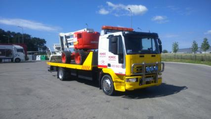Transport traktorów opryskiwaczy przyczep Poznań 600-960-987 