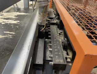 Wietarka pozioma oscylacyjna wielowrzecionowa MAW