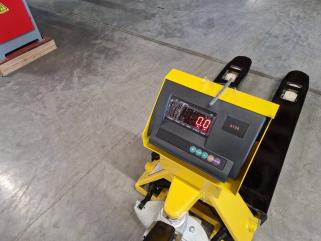 Wózek paletowy z WAGĄ, 3000KG, VIBER SYSTEM Paleciak, wózek transportowy